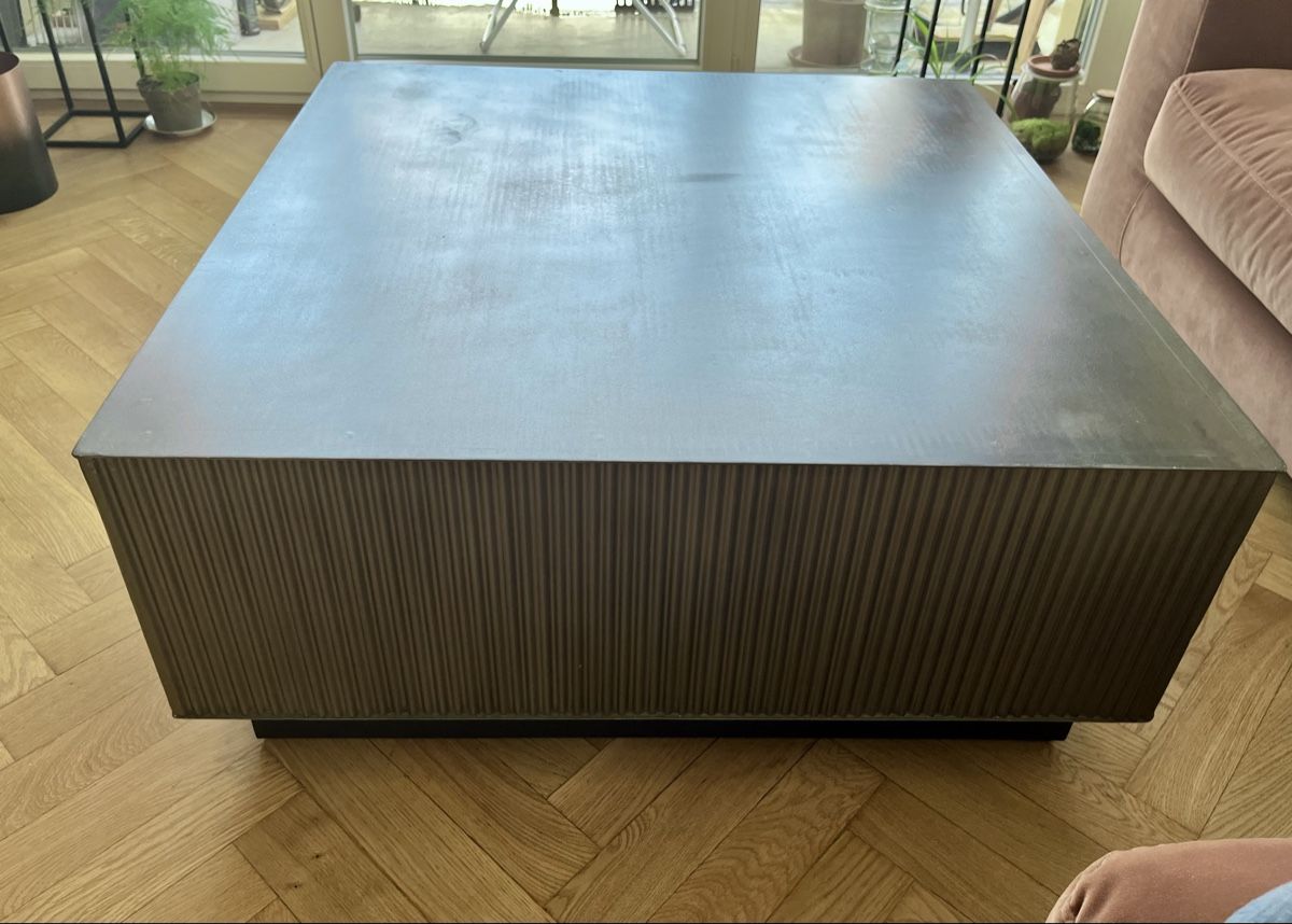 Maisons du monde Tavoli: Table basse en métal ondulé – Usato da Lausanne venduto da picola29 2