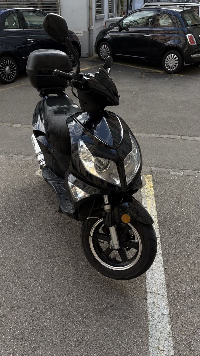Strada: Roller 125 – Usato da Zürich venduto da Noah2314 6