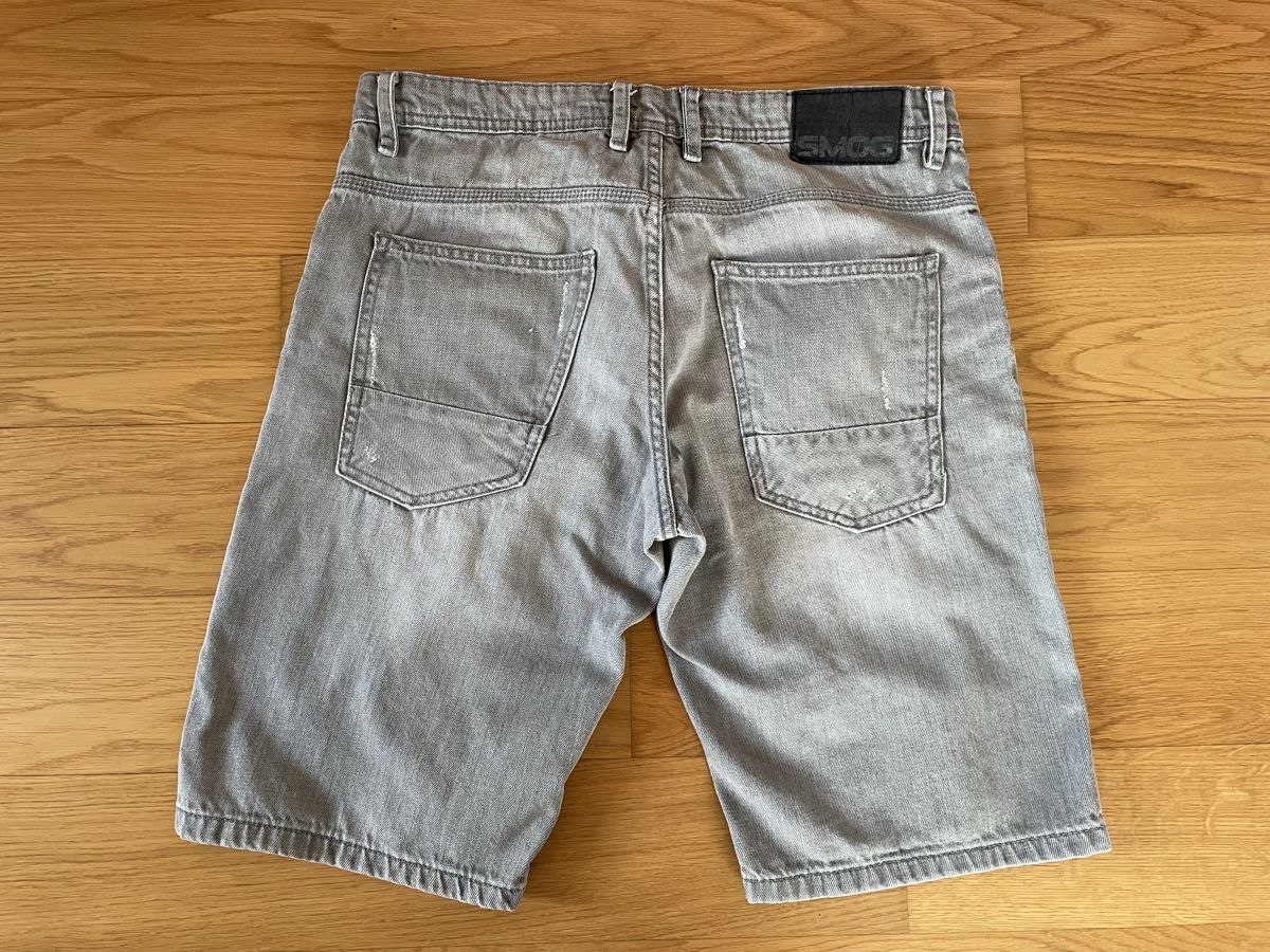 Jeans: Shorts grau – Usato da Kloten venduto da racnel 1