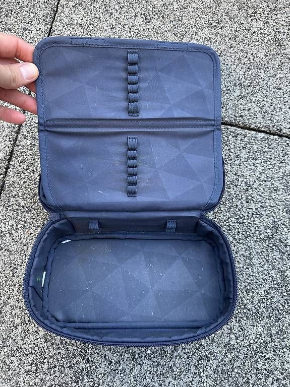 Schüler-Etuis: Satch Etui – Gebraucht aus Biel-Benken BL von anj_bx2k 1