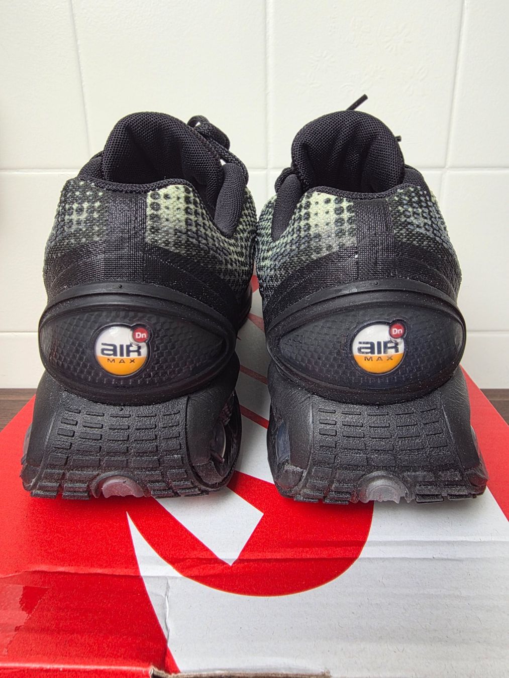 Nike Scarpe da uomo: Nike Air Max DN – Nuovo e nell'imballaggio originale da Fleurier venduto da dav_xx8y 4