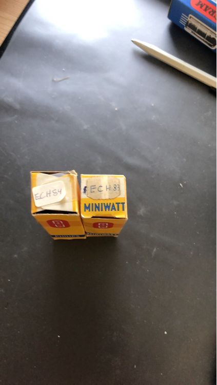 1 x UCH81 TELEFUNKEN label , vacuum tube Valve, Röhren, TESTED