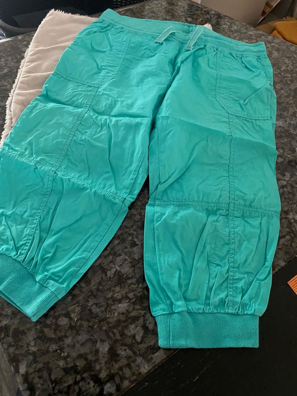Hosen: 3/4 Sommerhosen Grösse 44 – Gebraucht aus Allenwinden von Obalu 1