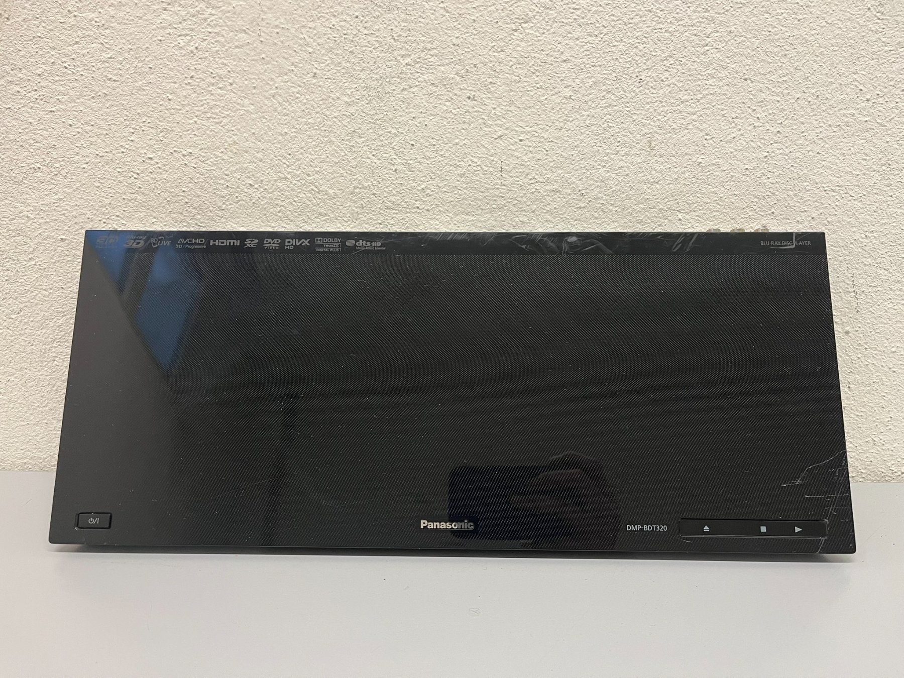 Tutti i DVDs: Blue-ray Player Panasonic DMP-BDT320 – Usato da Hochdorf venduto da av-electronics 2