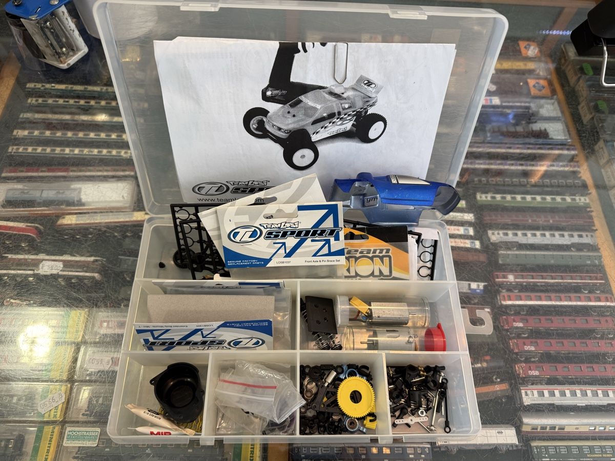 Losi Modellismo RC: Losi mini T case accessories – Usato da Chiasso venduto da Carrara-Modellismo