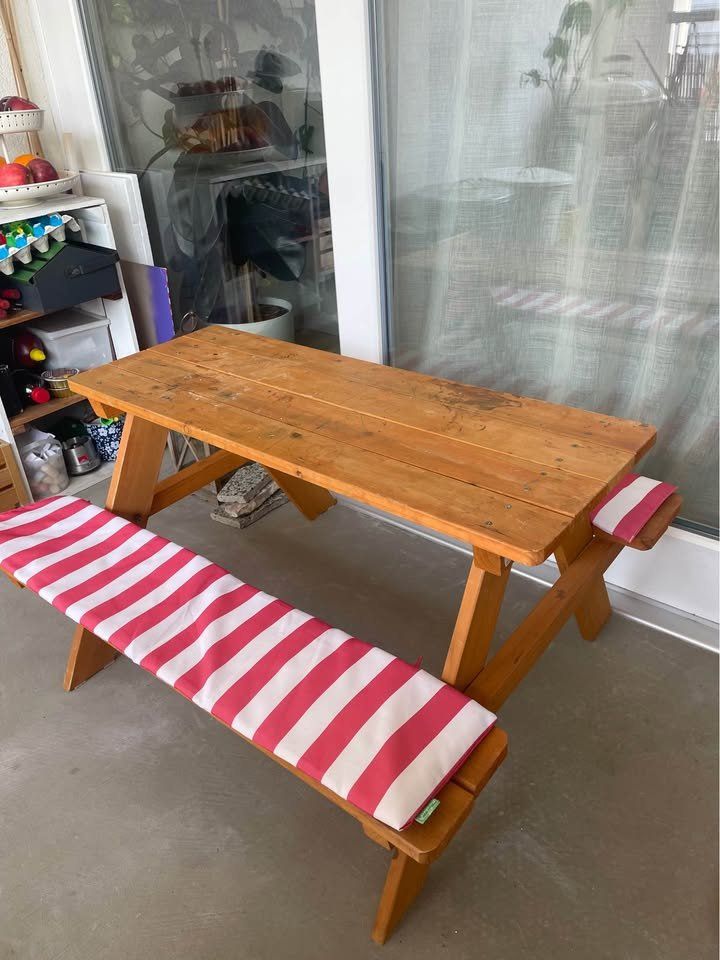 Tavoli: Picknick Tisch Kinder / Gartentisch – Usato da Zürich venduto da Antonitsa