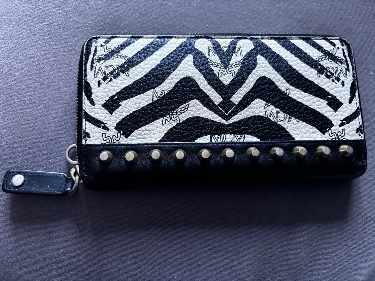 Mcm Portemonnaie: Portefeuille MCM zébré noir et blanc – Gebraucht aus Vevey von mar_q6ms