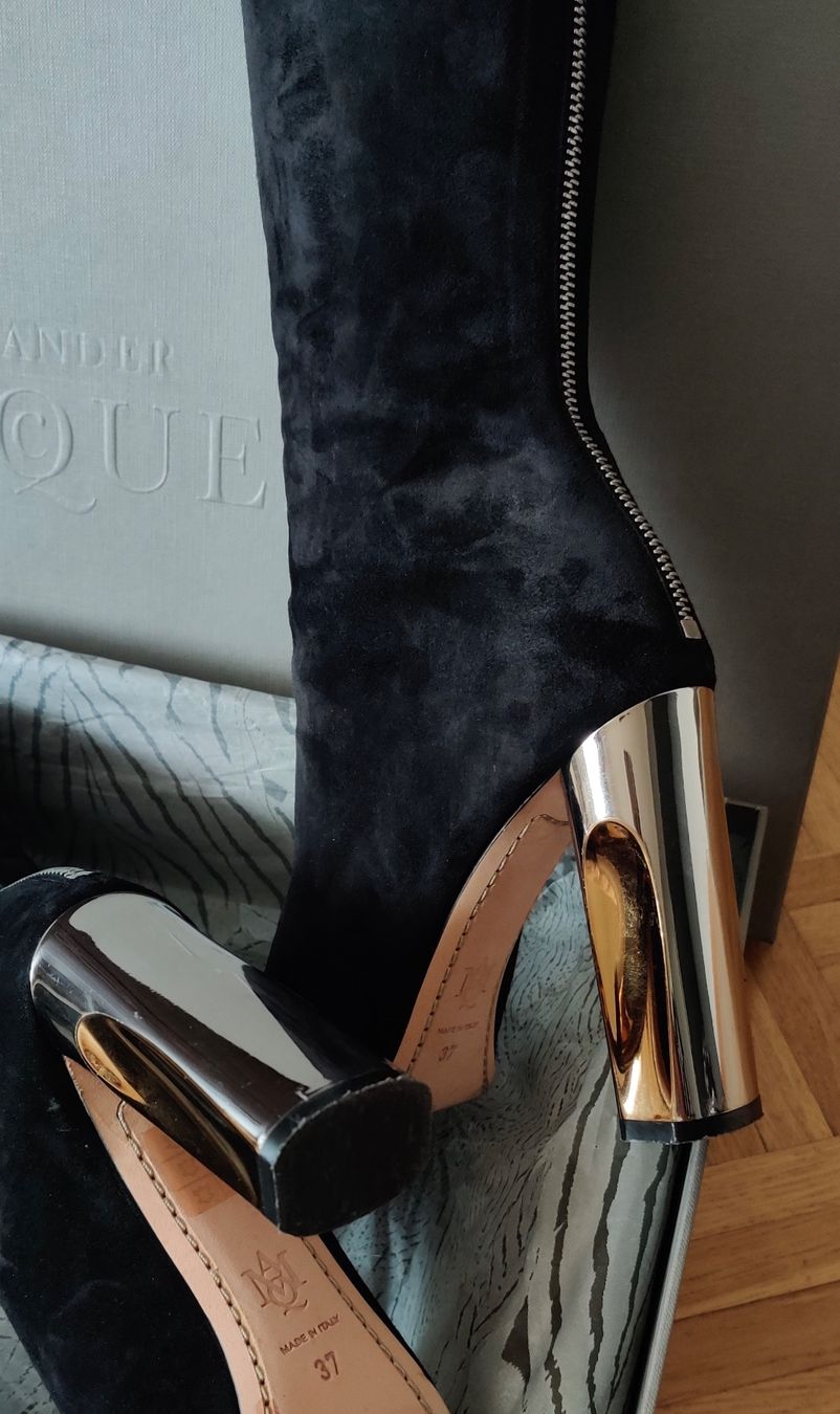 Alexander Mcqueen Damenschuhe: ALEXANDER MCQUEEN ELEGANT BOOTS \ 38 – Gebraucht aus Zollikon von ces-chic 2
