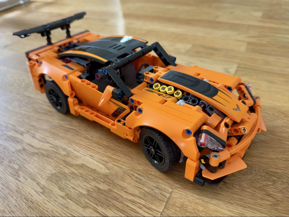 Lego Kit di costruzioni: Lego Chevrolet Corvette – Usato da Büetigen venduto da Naschle