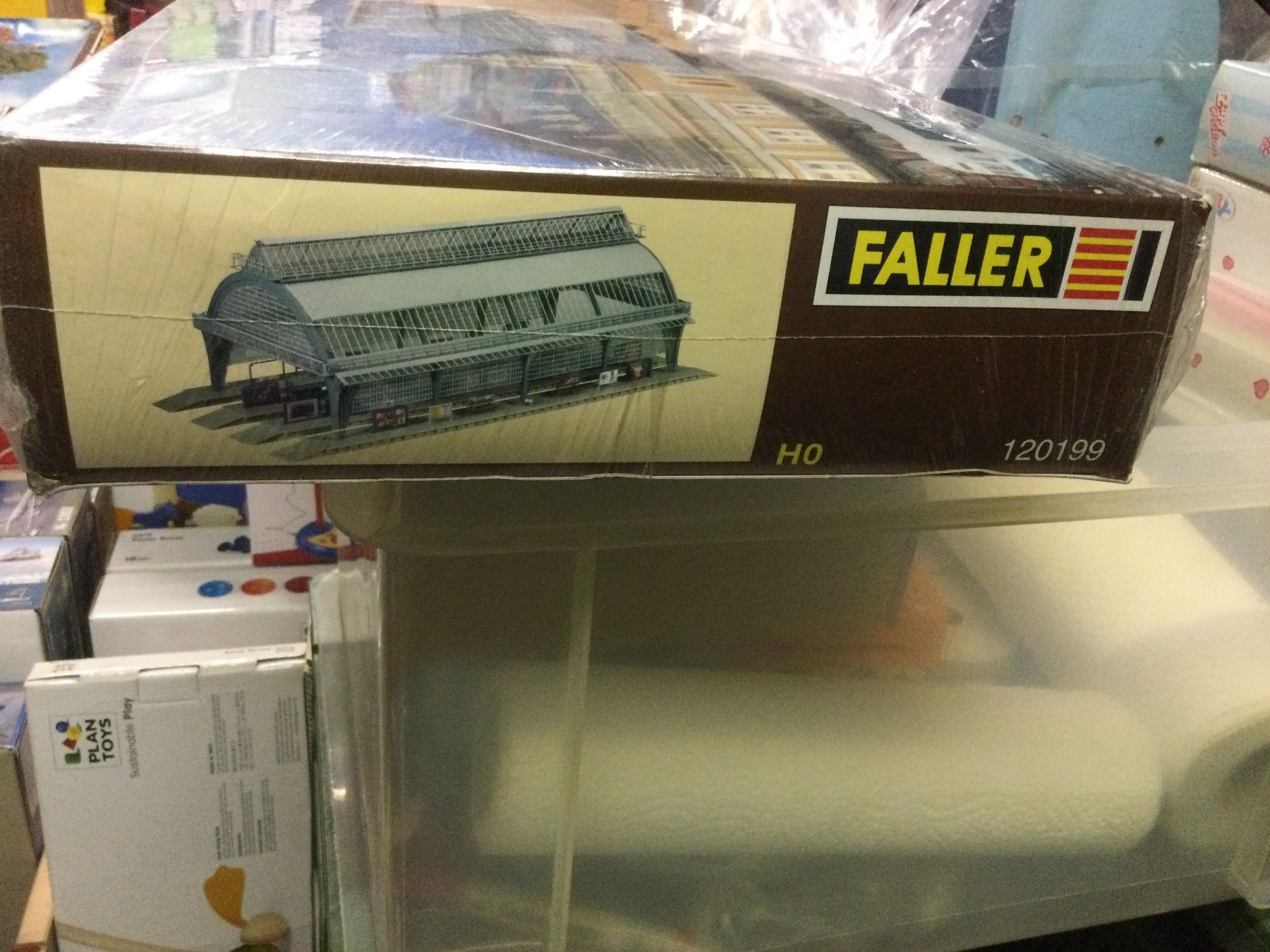 Faller Modellini di ferrovie: Faller Bahnsteighalle HO 120199 – Nuovo e nell'imballaggio originale da Mezzovico venduto da Herbie53 2