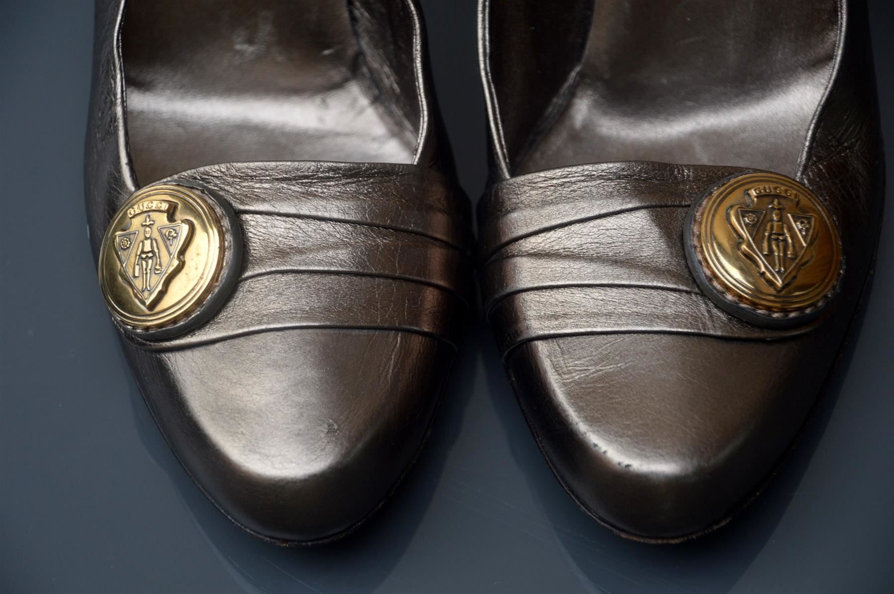Gucci Scarpe da donna: Pumps Gucci . 37,5 – Usato da Collonges venduto da Auganien 1