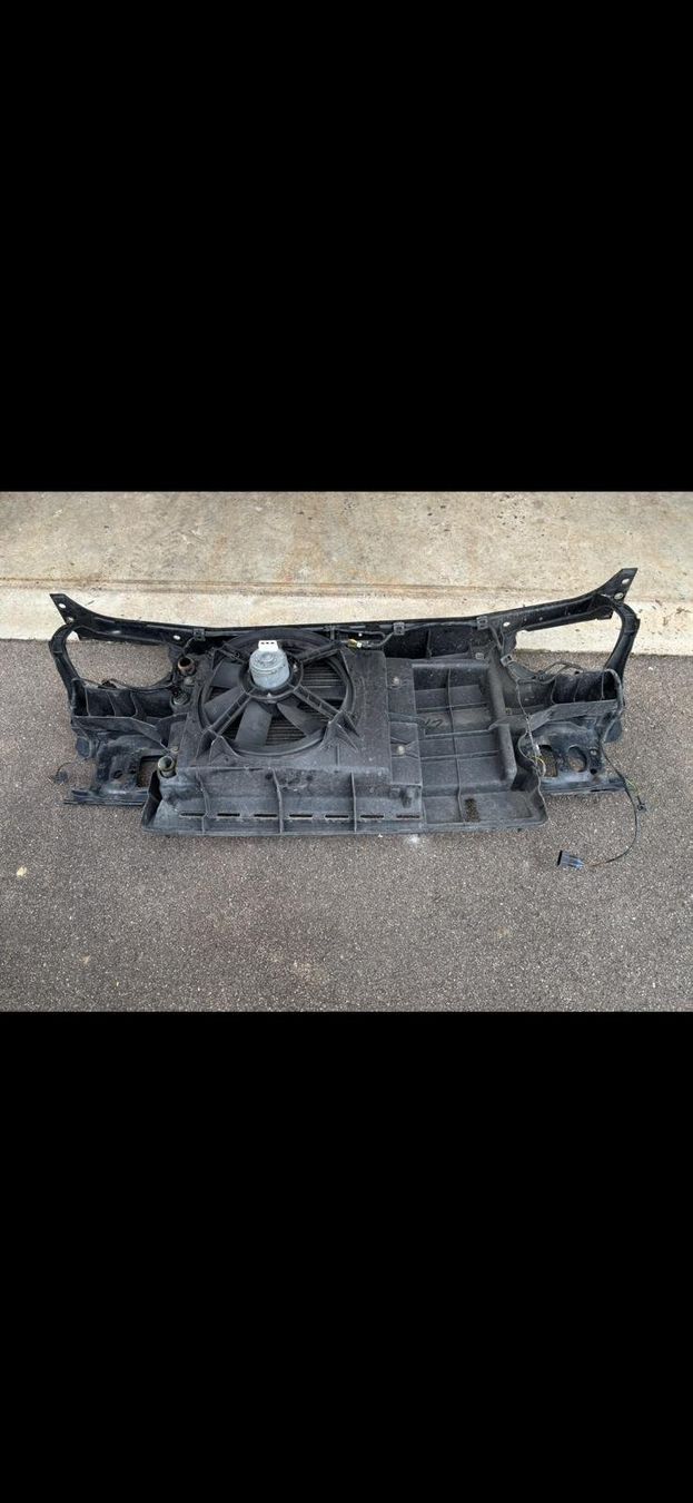 Volkswagen Accessori per altri veicoli: VW Golf 3 1.6 GL Schlossträger – Usato da Rothenhausen venduto da Deltassion 1