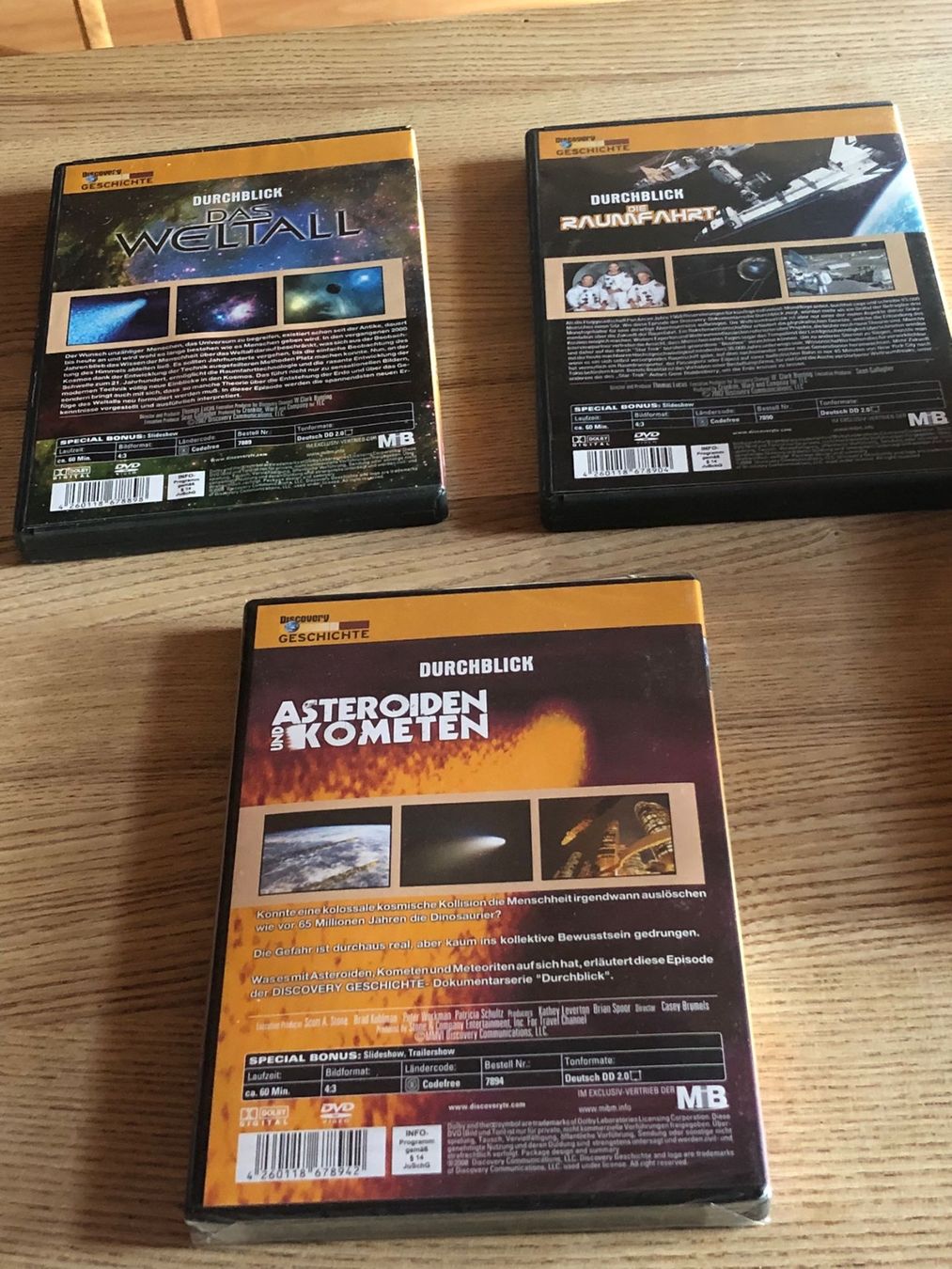 Tutti i DVDs: DVD Set mit 3 DVDs Phantastisches Weltall – Usato da Röschenz venduto da Tashroal 3