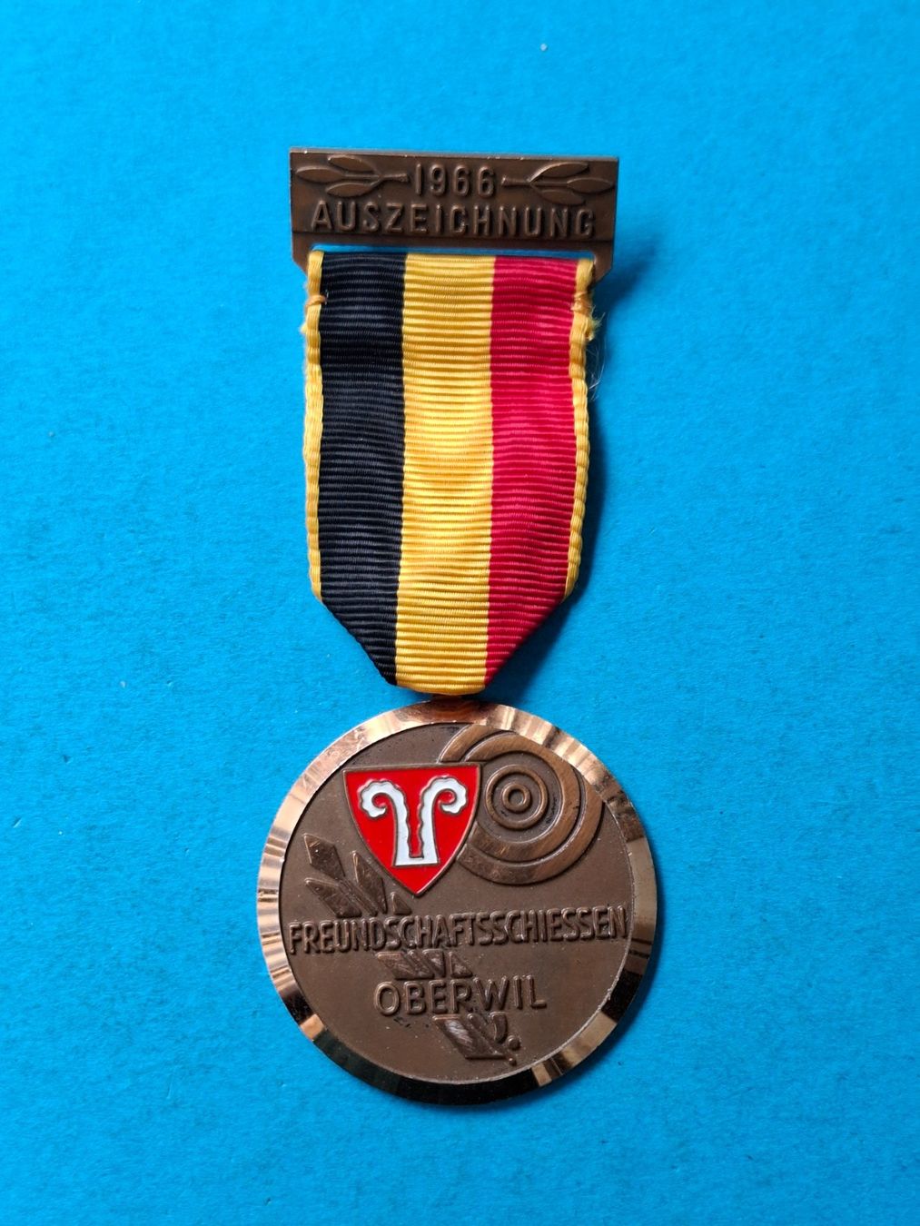 Medaglie: Oberwil 1966 (u103) – Usato da Schwanden GL venduto da Suvorov 2