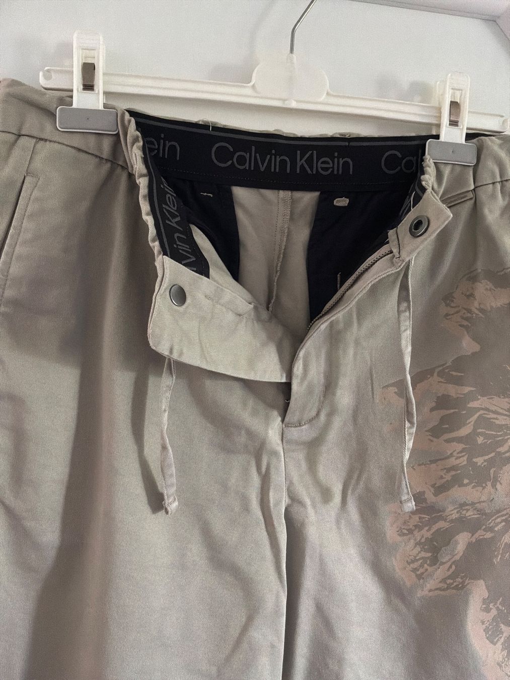 Calvin Klein Hosen: CALVIN KLEIN Short in Beige L – Neu (gemäss Beschreibung) aus Glattfelden von Danshari 3