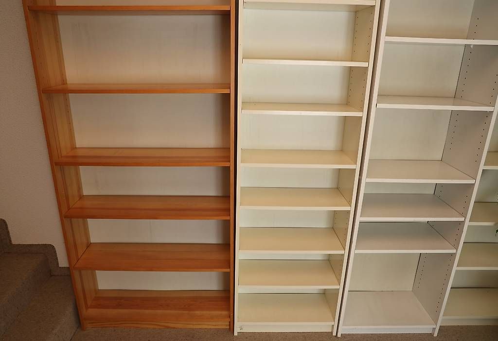 Regale: Diverse Büchergestelle – Gebraucht aus Adliswil von pab23 1