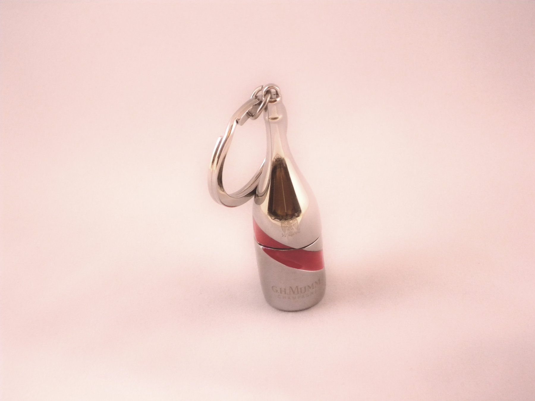 USB Sticks: G.H. Mumm Champagne USB-Stick – D'occasion à Gordola par ludens