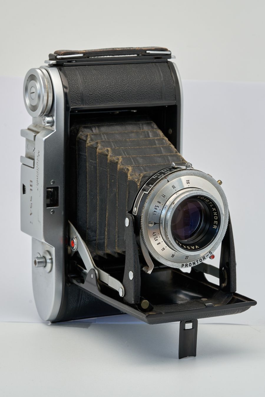 Voigtländer Fotocamera: Voigtländer BESSA 1 – Usato da St. Gallen venduto da Silco1