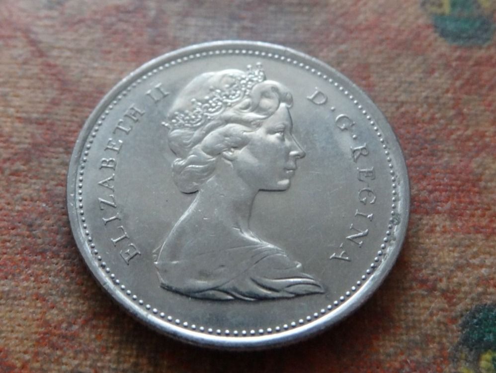 Tutti le monete: CANADA  25  Cents  1971 – Usato da Romanel-sur-Lausanne venduto da Swift13 1