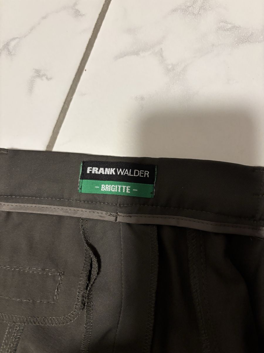 Pantaloni: Pantaloni  – Nuovo (secondo la descrizione) da Schwyz venduto da Francesca54 1