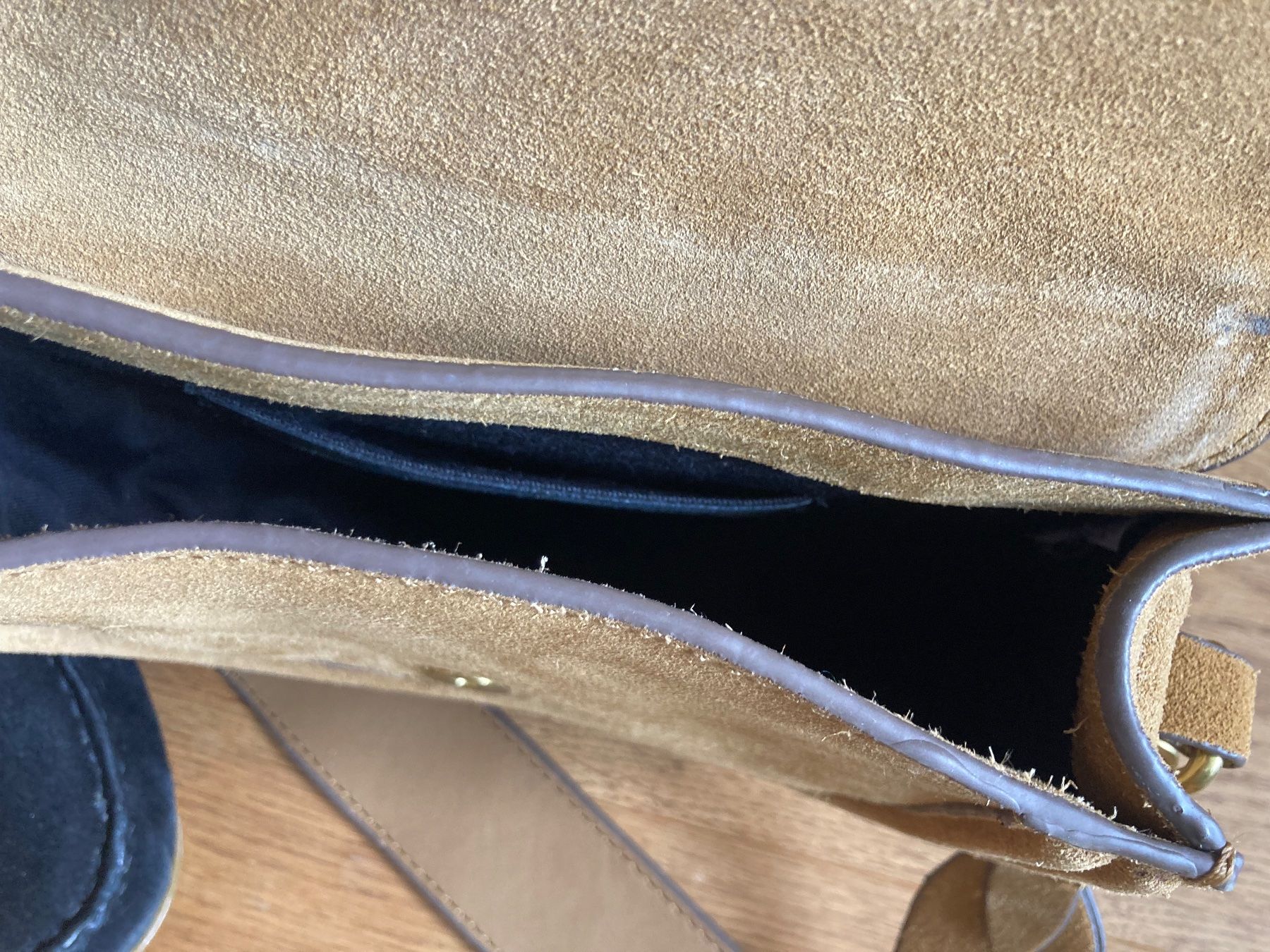 Borse da donna: Wildleder Messenger Tasche – Usato da Rupperswil venduto da white.rabbit 3