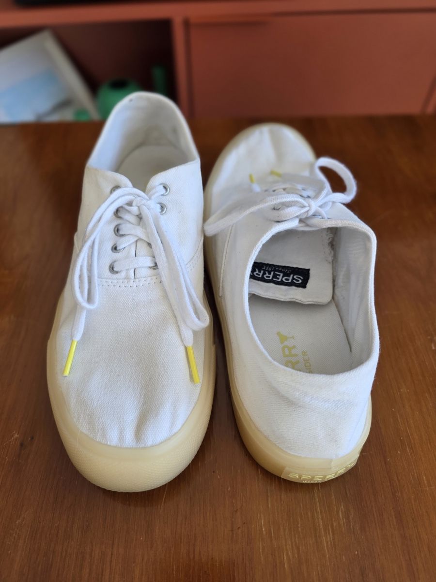 Scarpe da uomo: Sperry Top-Sider White Canvas Sneakers - Size 9 – Usato da Genève venduto da jud_xrl8 1