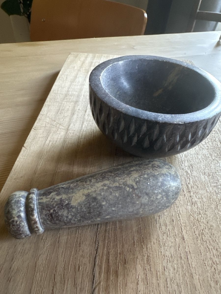 Altro per cucinare: Mörser mit Stössel Stein natur – Usato da Bremgarten b. Bern venduto da eblake