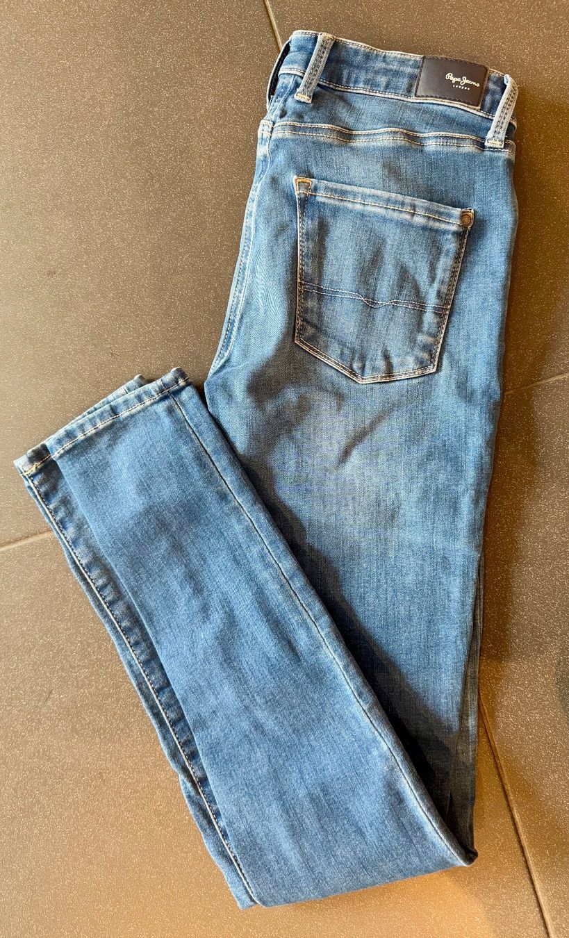 Pepe Jeans Jeans: Tolle Jeans von Pepe Gr 26 – Usato da Bern venduto da Tar_z9zd