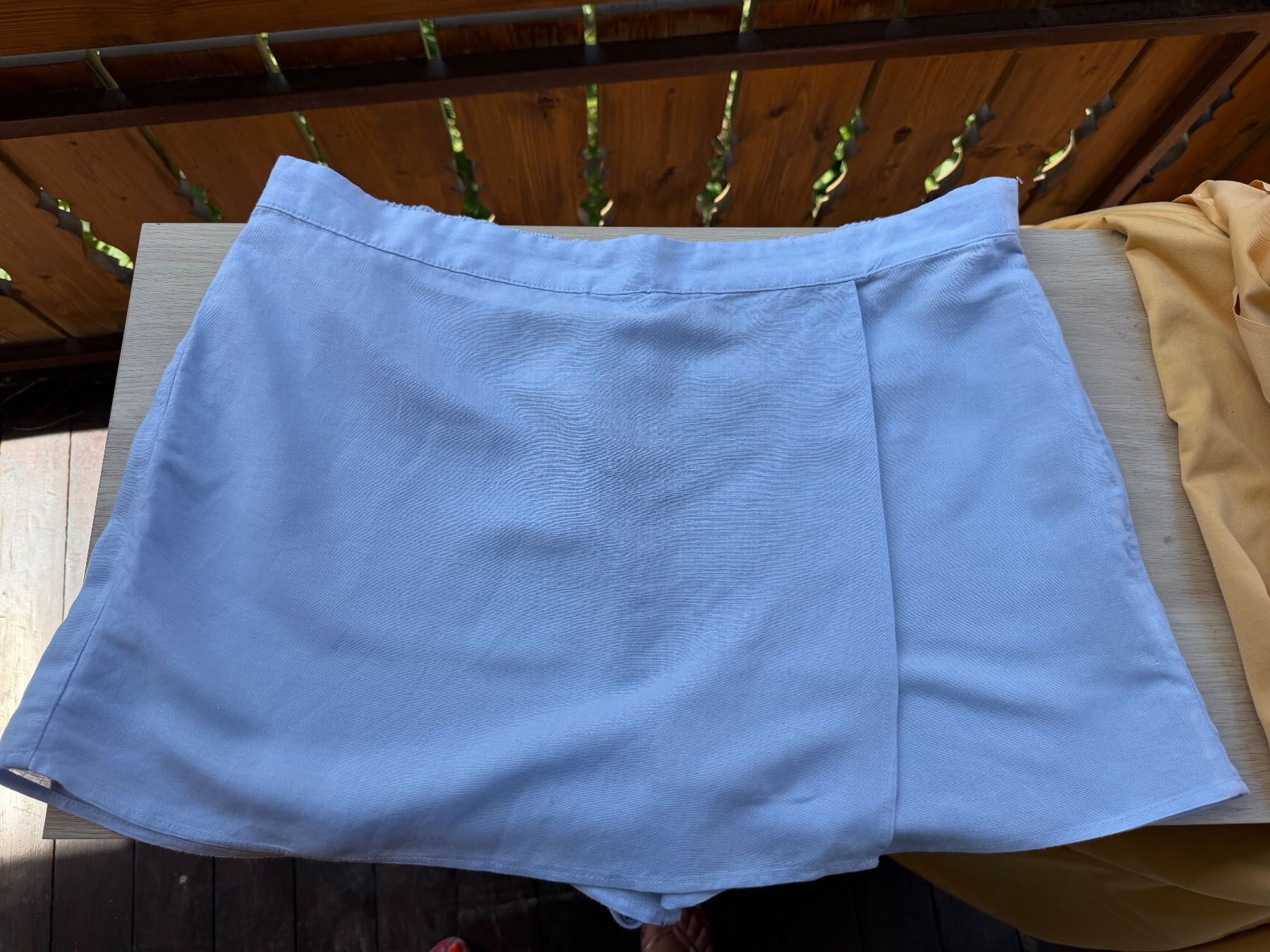 H&M Gonne: H&M Skort hellblau Gr. XL – Nuovo (secondo la descrizione) da Zermatt venduto da cacador 1