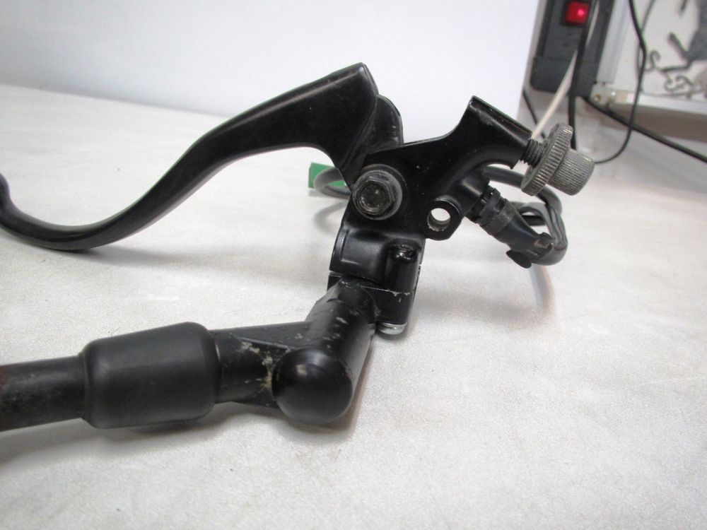 Kawasaki KLR 250 KL 250 D 1990 - interrupteur de guidon droit A5251