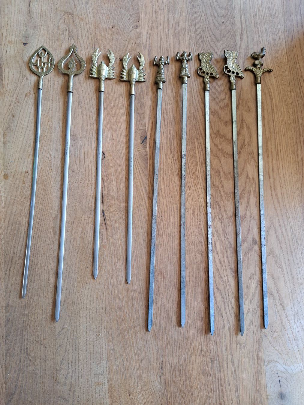 Set di posate: 9 Grillspiesse mit diversen Motiven – Usato da Pratteln venduto da mab_f2fz