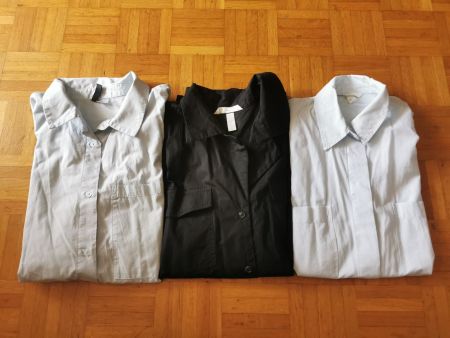 Hellblaue und schwarze Blusen Gr. M, eher Oversize