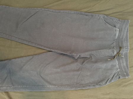 Pantalon de jogging bleu marine KIABI, taille M, parfait ...