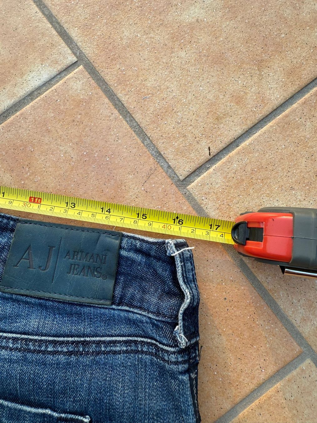 Armani Jeans: Armani Jeans Gr 50 – Usato da Waltenschwil venduto da Bodensee84 3