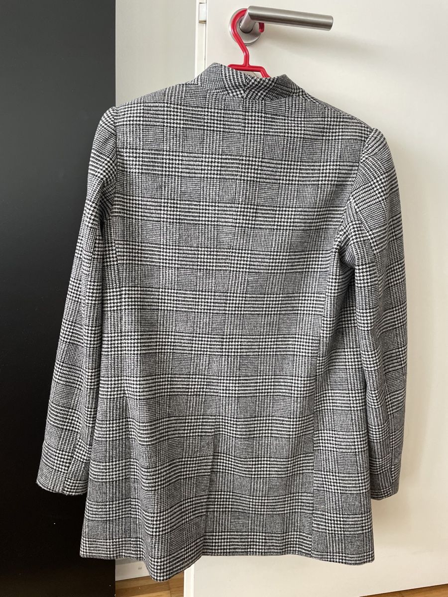Zara Giacche: Zara Blazer with Fur Pockets – Usato da Neuchatel venduto da shi_9fzw 2