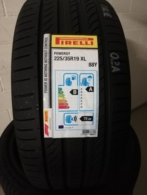 Sommerreifen Pirelli Powergy; 225/35R19 | Kaufen auf Ricardo