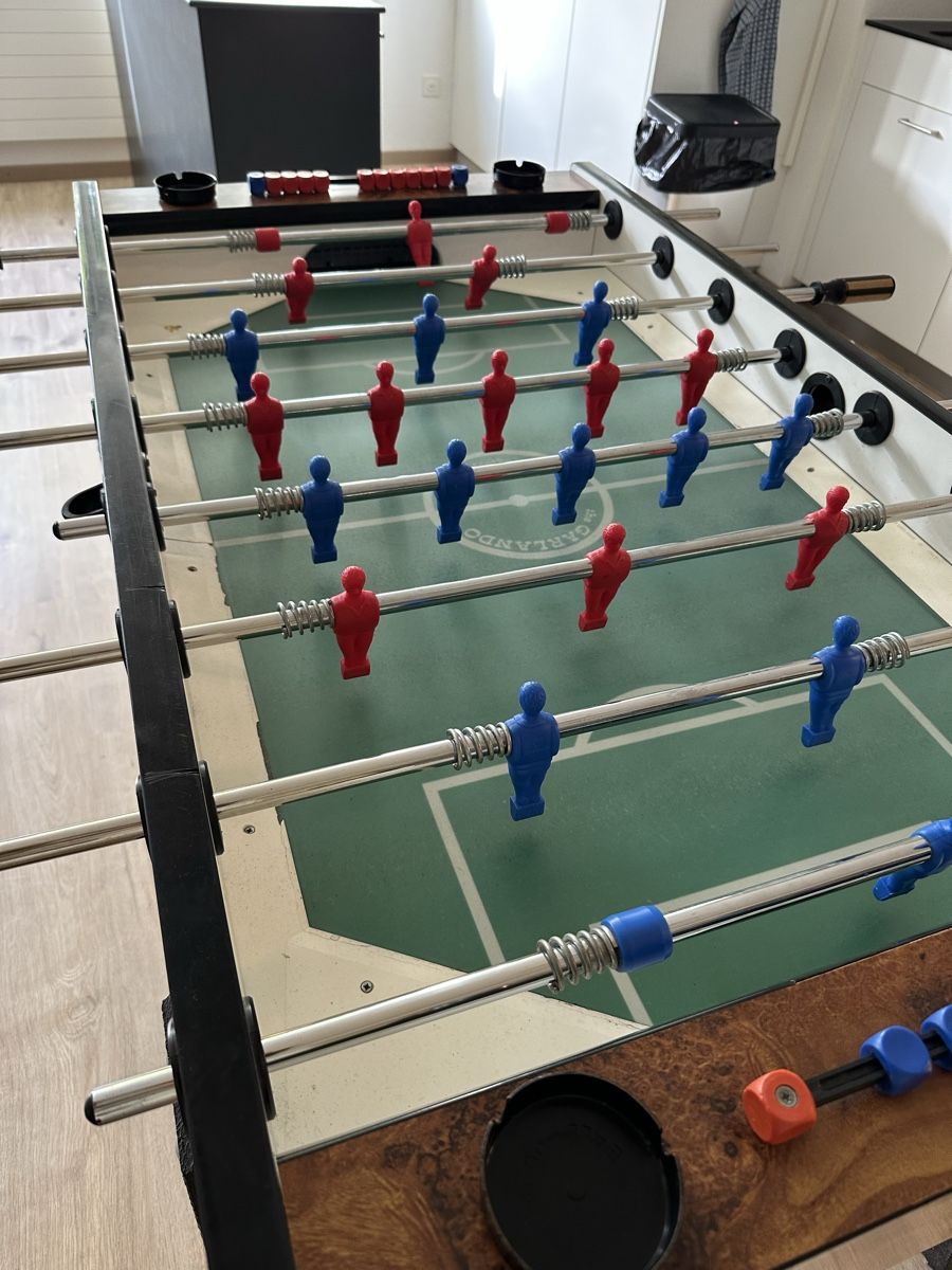 Giochi: Töggelikasten / Tischkicker / Tischfussball – Usato da Steffisburg venduto da tre_9gtr 2