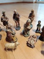 Antique Holz Krippe Feguren 