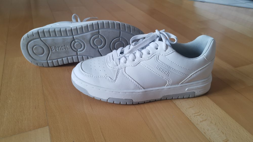 Bench Chaussures femmes: Bench Sneaker – Neuf (Voir description) à Selzach par Livia81