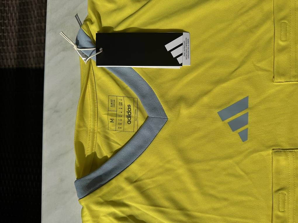 Adidas Canottiere & Pantaloni: Schiedsrichter Trikot - langarm – Nuovo (secondo la descrizione) da Gossau ZH venduto da schoggio 2