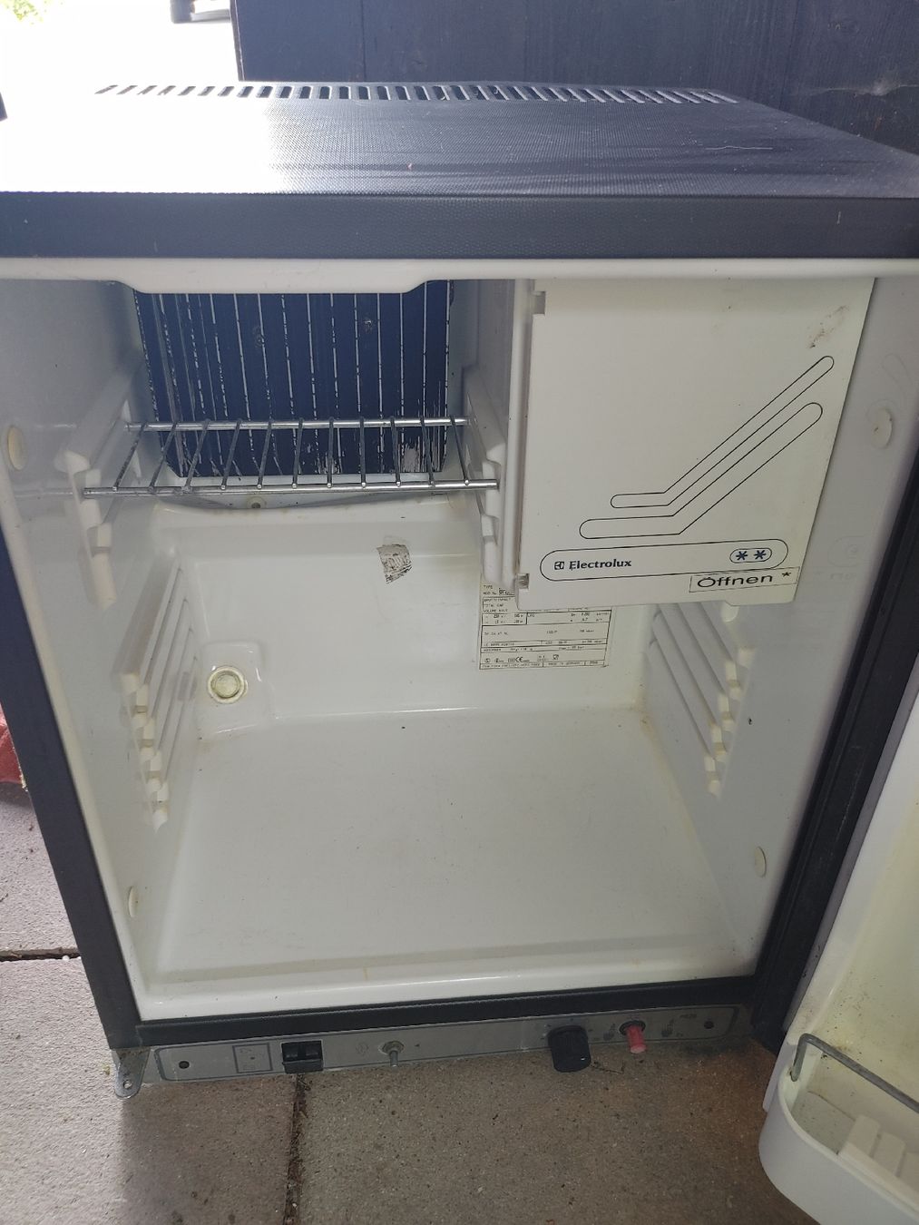Frigoriferi: Kühlschrank Electrolux Gas/ 220V /12 Volt – Usato da REGENSDORF venduto da velio 4