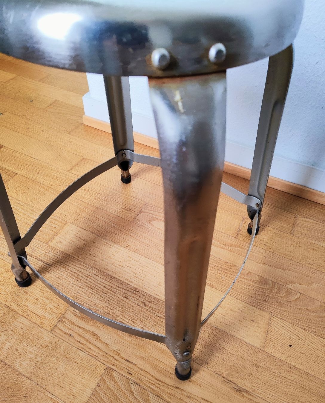 Hocker: Tabouret vintage industriel – Gebraucht aus Carouge GE von for_8yym 2