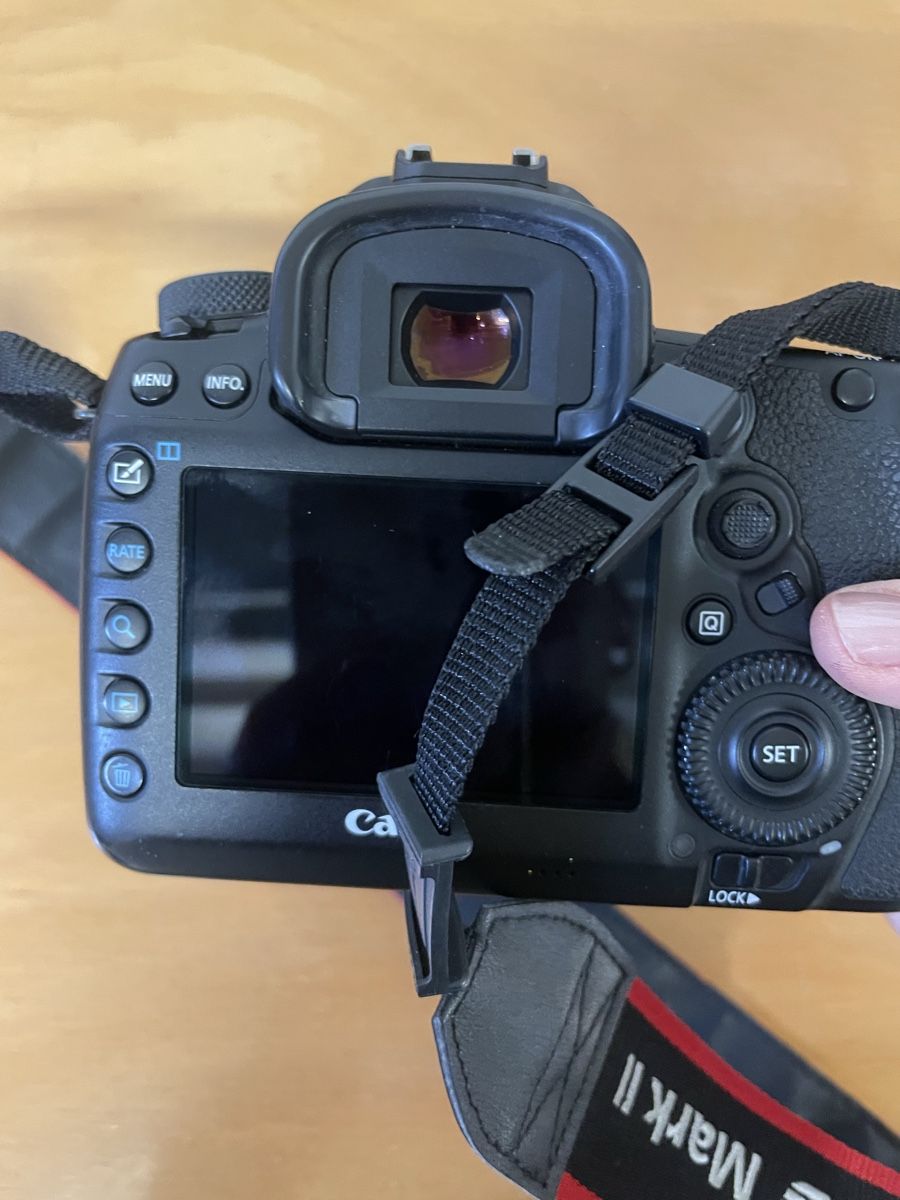 Canon Fotocamera: Canon EOS 5D Mark IV Spiegelreflexkamera, guter Zustand – Usato da Zürich venduto da Peach_Store 3