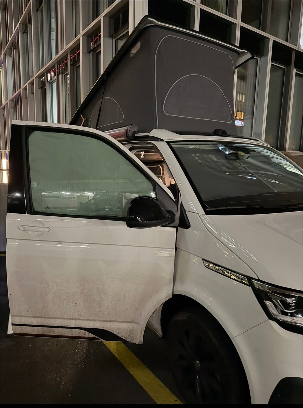 VW Camping Fahrzeuge: Van T6.1 california Last édition – Gebraucht aus Charmey (Gruyère) von loi_f2qc 7