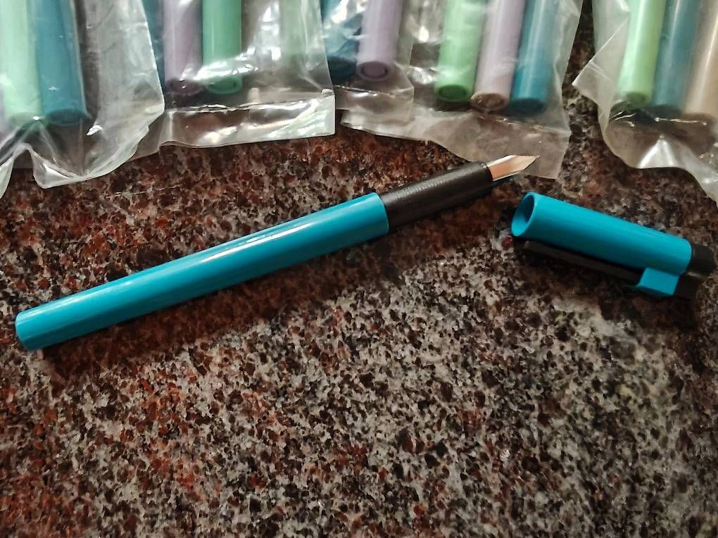 Stifte & Marker: 39 Füllfederhalter neu – Neu und originalverpackt aus Bätterkinden von Elefantenzoo 1