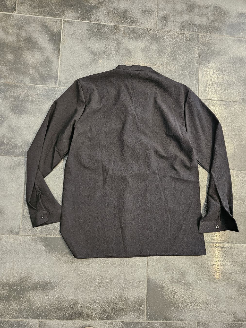 Hemden: Herren Hemd schwarz Polyester Grösse L neu – Neu (gemäss Beschreibung) aus Ormalingen von nomolnoi 2