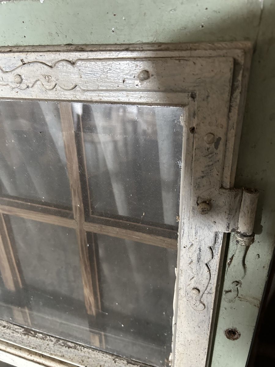 Fenster: Spezielles altes Fenster – Gebraucht aus Gwatt (Thun) von ate_6ng8 3