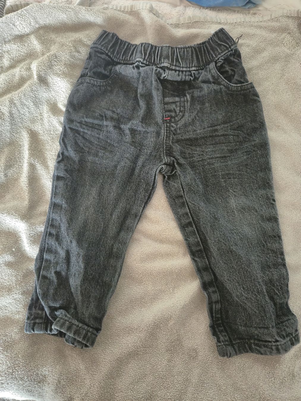 Lotti & Set di vestiti: Kinder Hosen Grösse 74 – Usato da Leuggern venduto da MonaM90