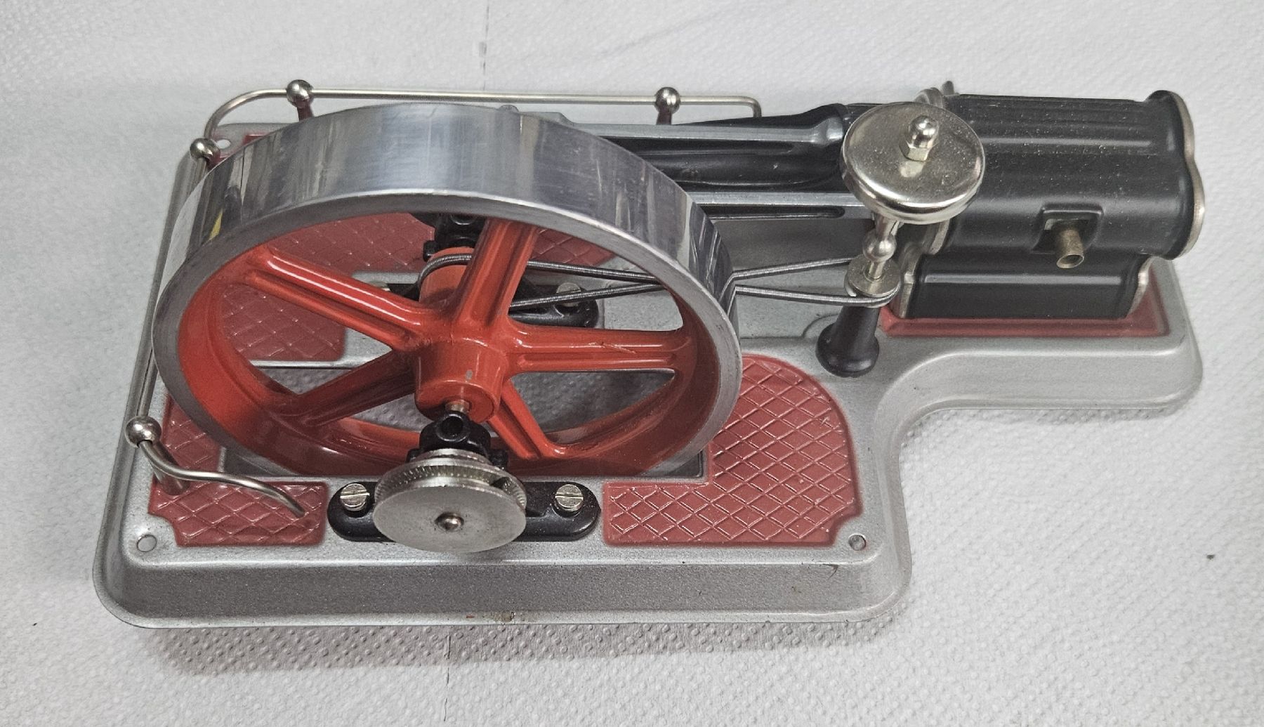 Wilesco Kit di modellismo & Modellini statici: Wilesco Antriebsaggregat – Difettoso da Frauenfeld venduto da Elvis93 1