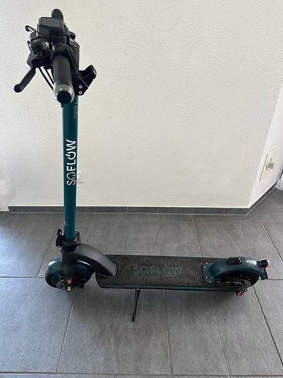 Scooter: SoFlow E-Scooter Jahrgang 2022 – Usato da Adliswil venduto da Zitronentee